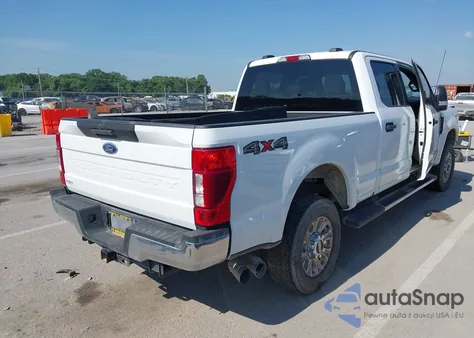 2022 Ford F-250 Xlt z USA, uszkodzony, nr VIN 1FT7W2BT6NEF25218